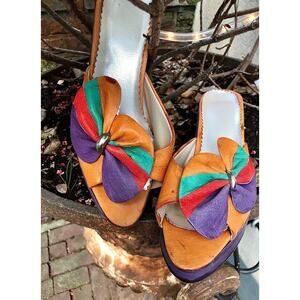 Summer wedges in leather with multicolor bow, size 7